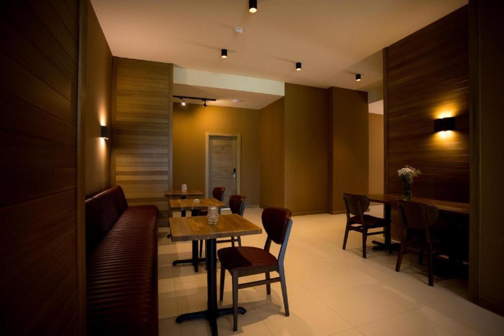 Sky Hotel Shkodër 외부 사진